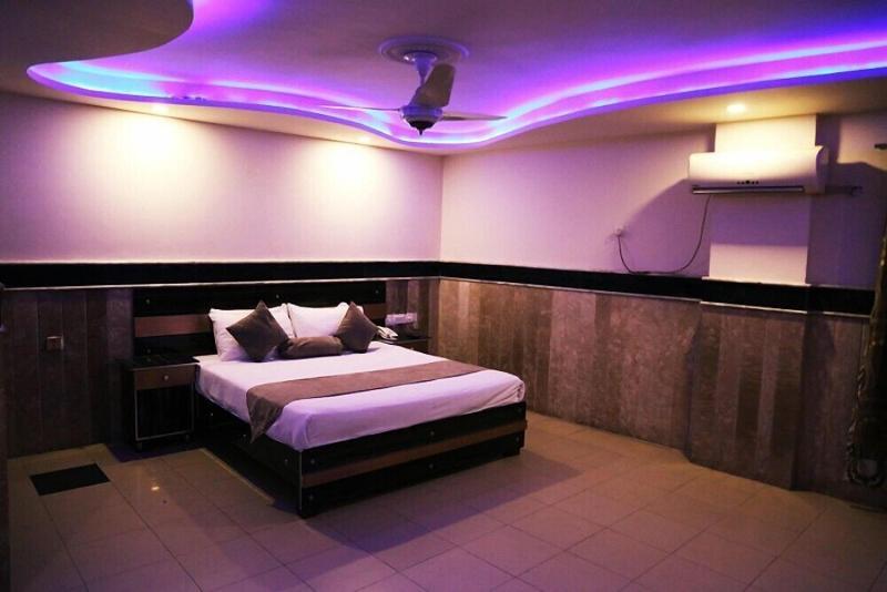 Hotel Marco Polo Lahore image