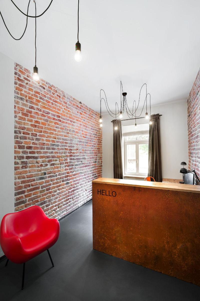 Well Well Aparthotel image
