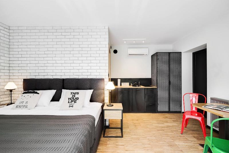 Well Well Aparthotel image
