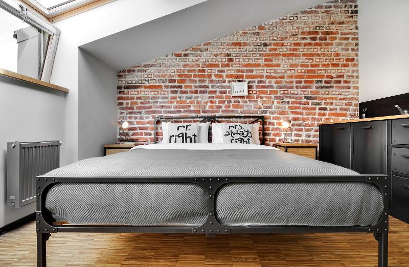 Well Well Aparthotel image