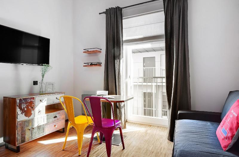 Well Well Aparthotel image