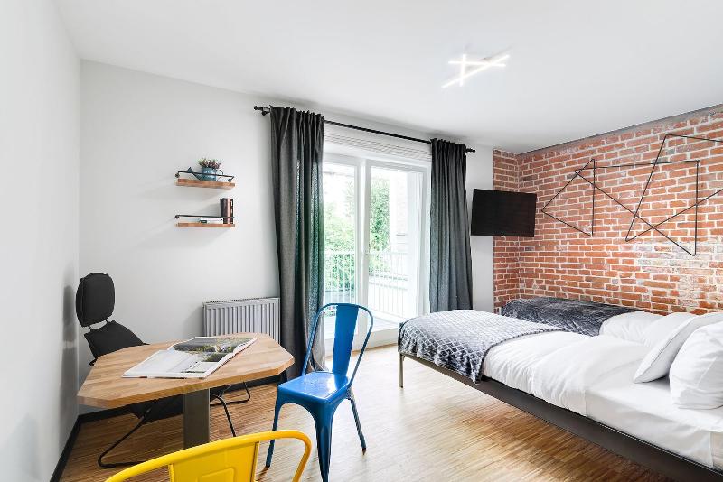 Well Well Aparthotel image