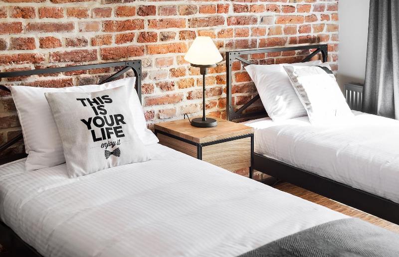Well Well Aparthotel image