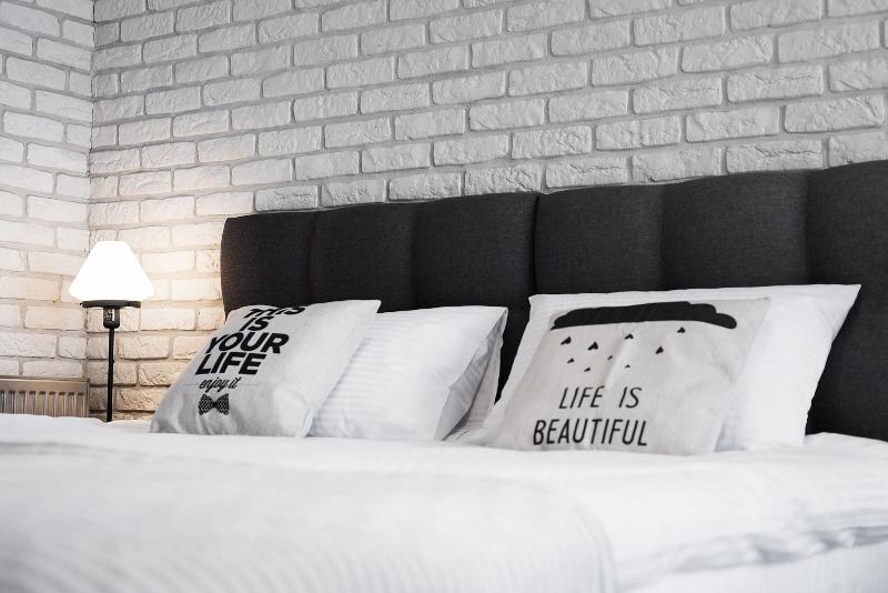 Well Well Aparthotel image