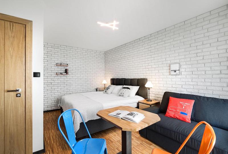 Well Well Aparthotel image