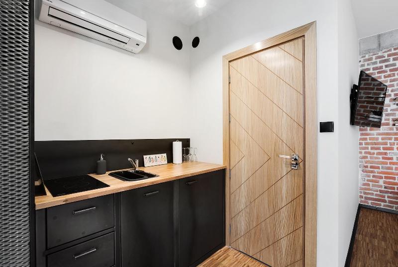 Well Well Aparthotel image