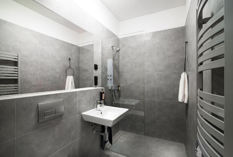 Well Well Aparthotel image