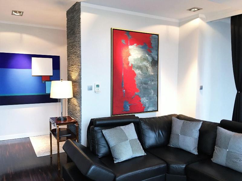 MONDRIAN Luxury Suites&Apartments OldTown MarketSq image
