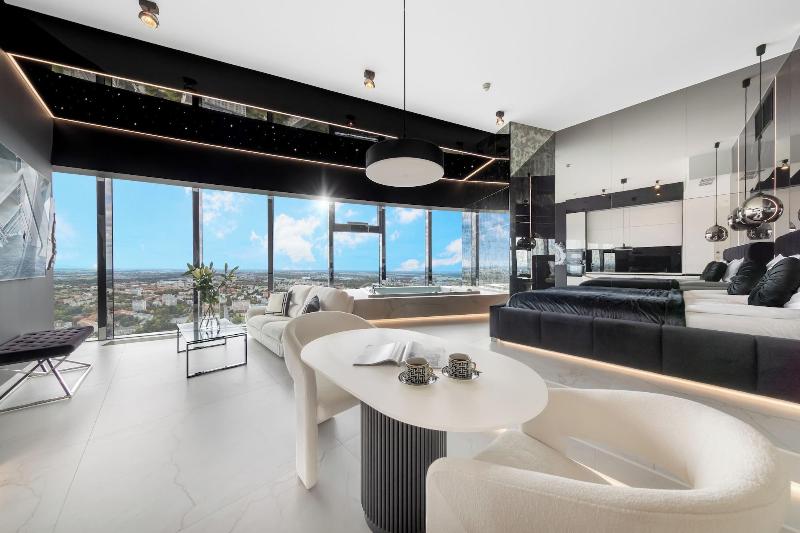 AVESA Apartments in Sky Tower image