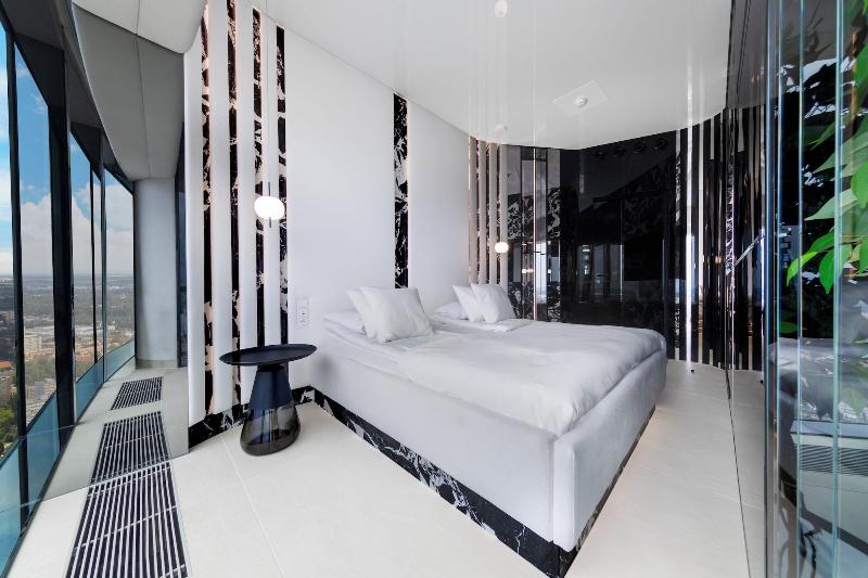 AVESA Apartments in Sky Tower image