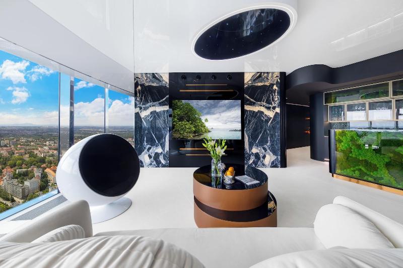 AVESA Apartments in Sky Tower image