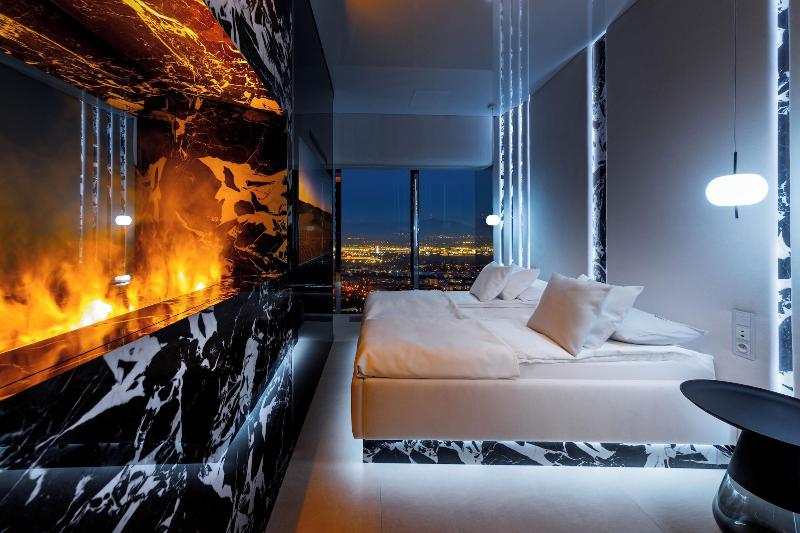 AVESA Apartments in Sky Tower image