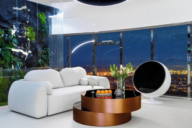 AVESA Apartments in Sky Tower image
