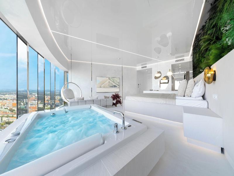AVESA Apartments in Sky Tower image