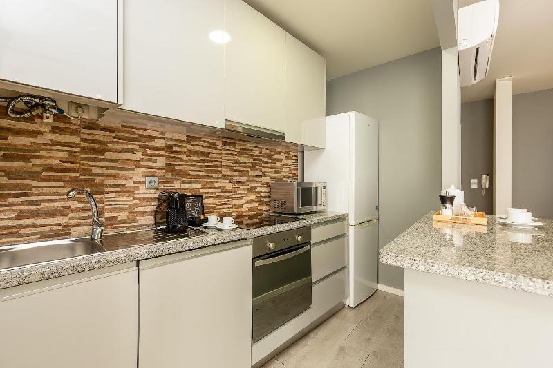 Your Opo Capela Apartments image