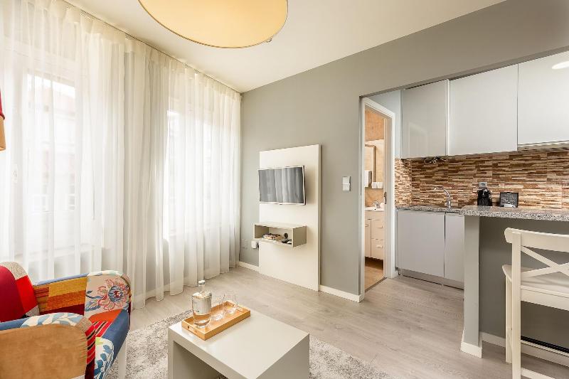Your Opo Capela Apartments image