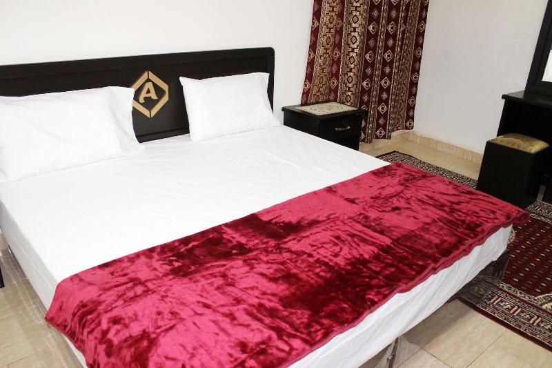 Al Eairy Furnished Apartments Qassim 1 image