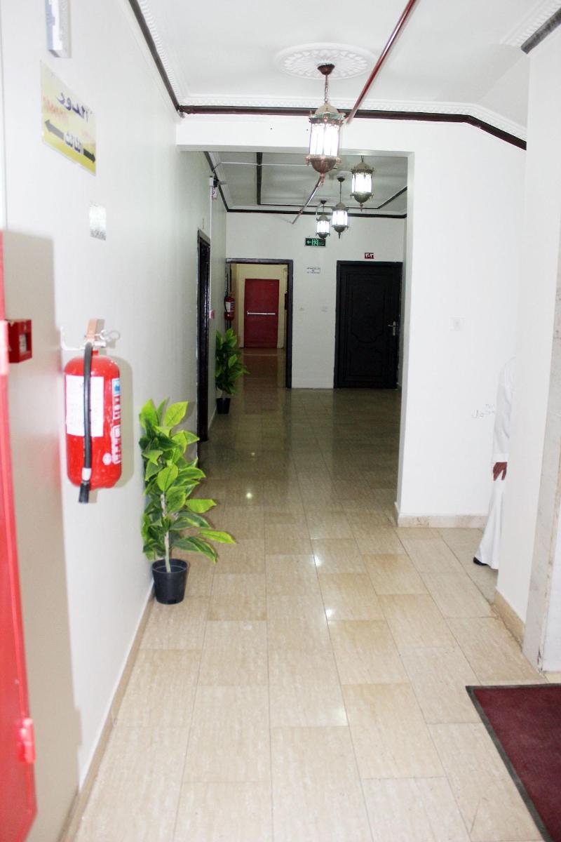 Al Eairy Furnished Apartments Qassim 1 image