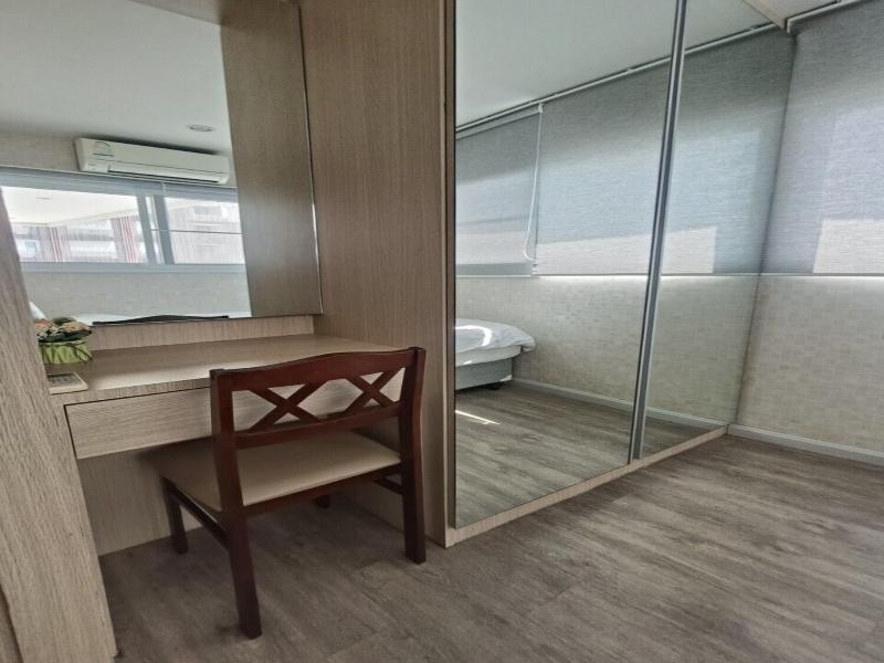 View Talay 6 Condominium by Honey image