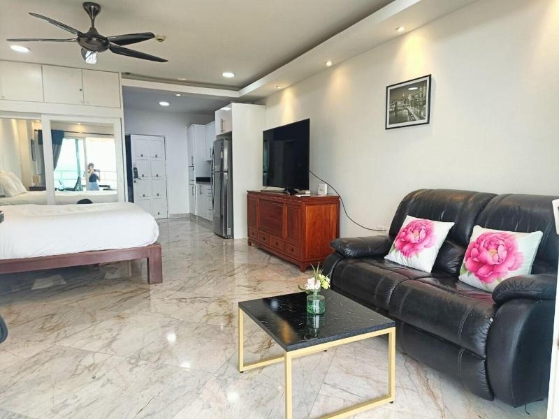 View Talay 6 Condominium by Honey image