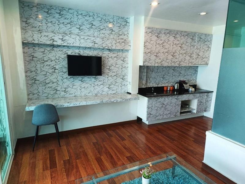 View Talay 6 Condominium by Honey image