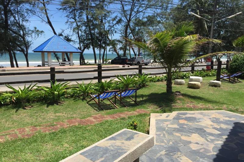 Bayview Resort Rayong image