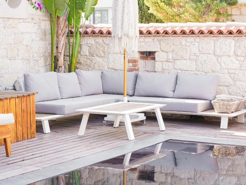 Alacati Limonaia Hotel image