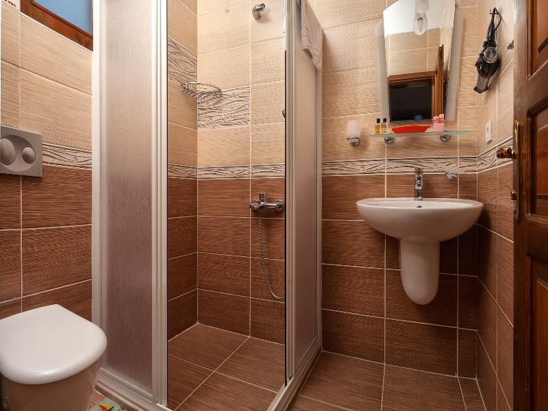 Flores Hotel Alacati image