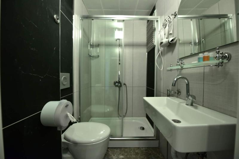 Hirande Otel image