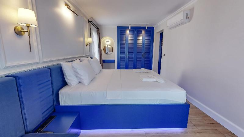 Casamia Boutique Hotel image