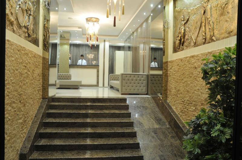Golf Royal Ä°stanbul Residence image