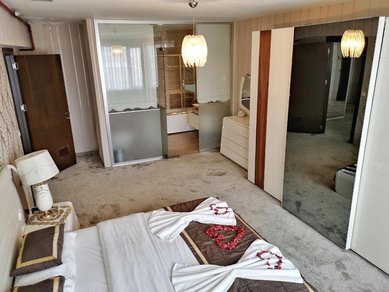 Golf Royal Ä°stanbul Residence image