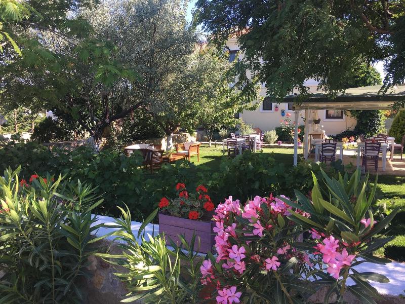 Bozcaada KÄ±rlÄ± Otel