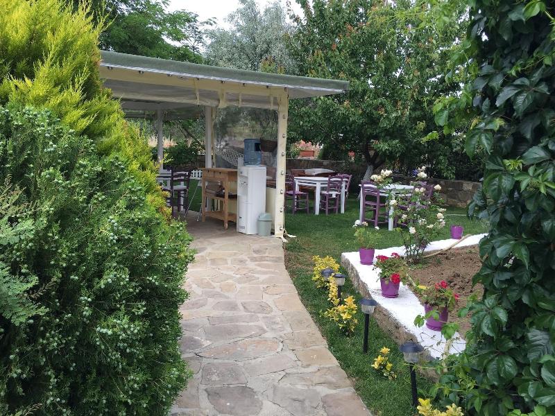 Bozcaada KÄ±rlÄ± Otel image