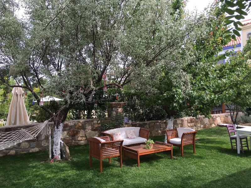 Bozcaada KÄ±rlÄ± Otel image