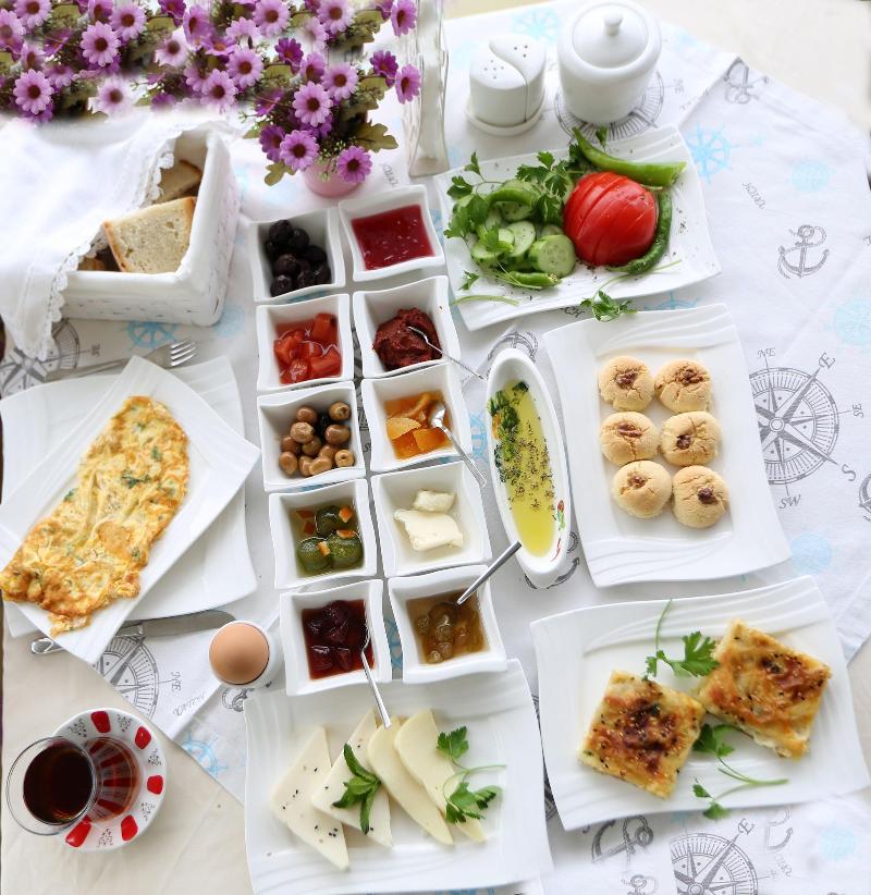 Bozcaada KÄ±rlÄ± Otel image