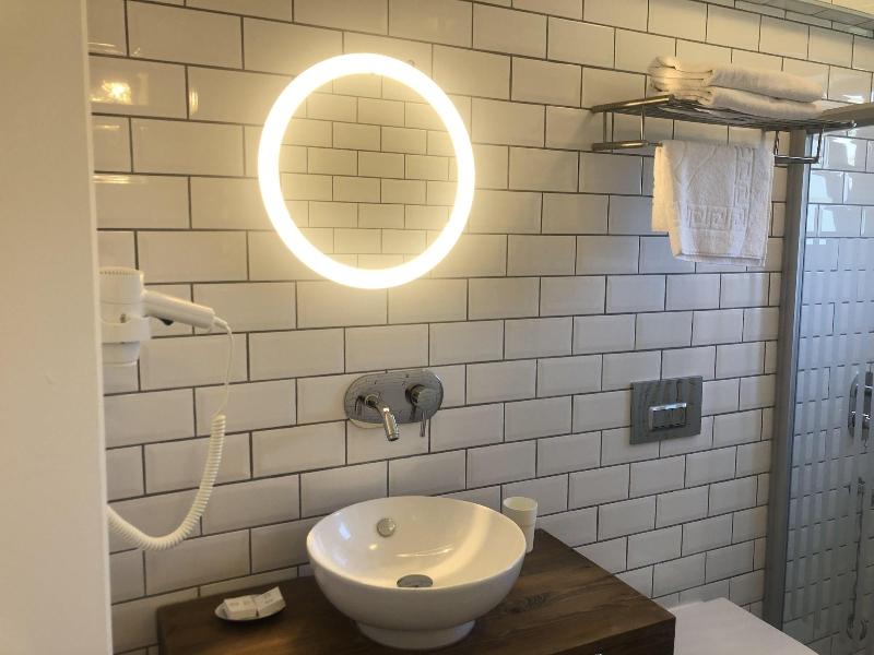 Bozcaada KÄ±rlÄ± Otel image