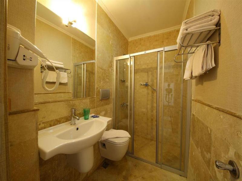 Acem Hotel image