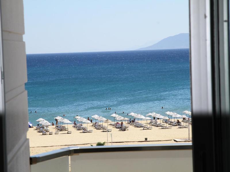 Acem Hotel image