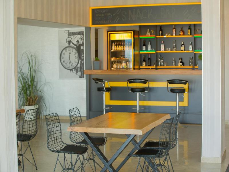 Acem Hotel image