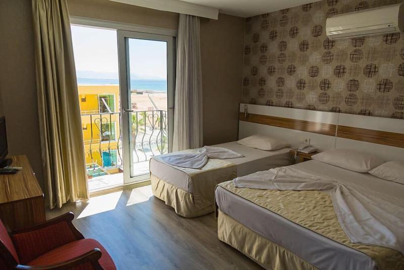Acem Hotel image