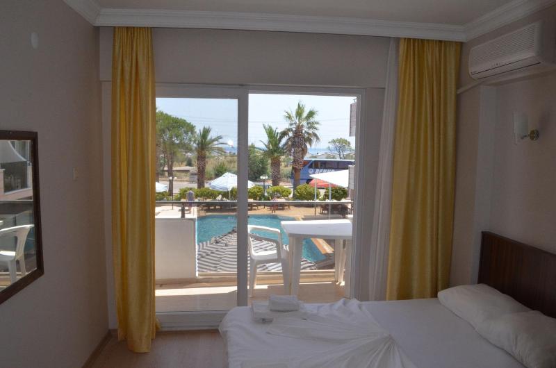 Mulka Hotel image