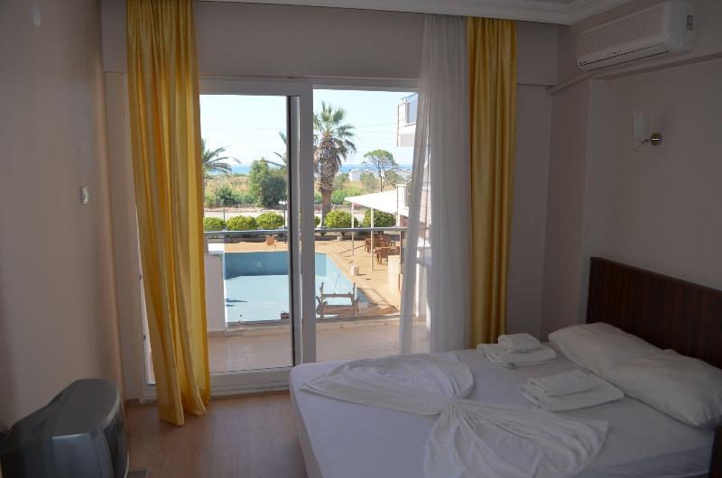 Mulka Hotel image