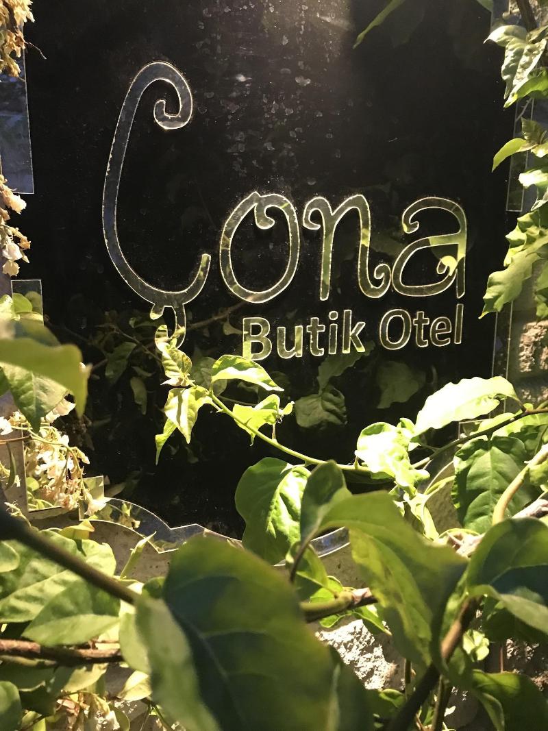 Alacati Cona Butik Otel