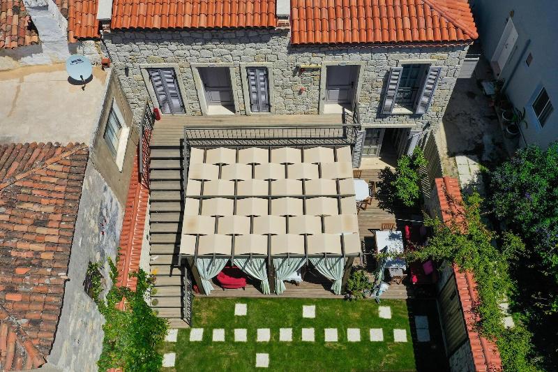 Alacati Cona Butik Otel