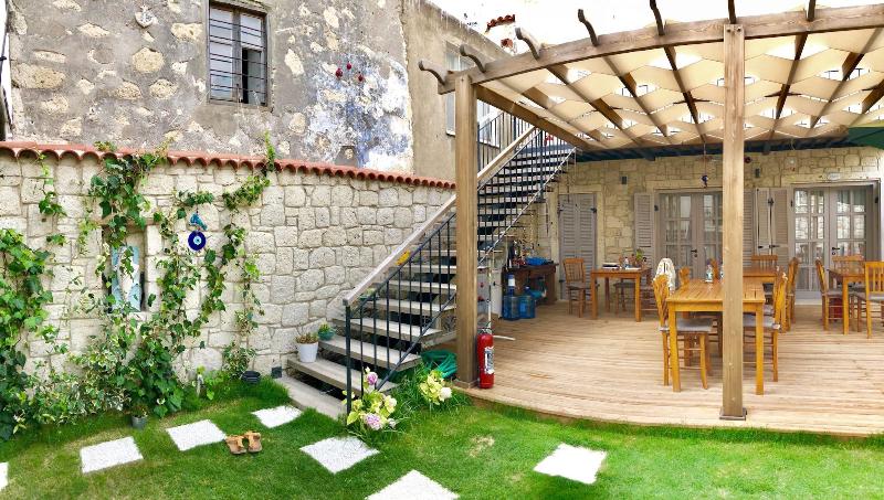 Alacati Cona Butik Otel