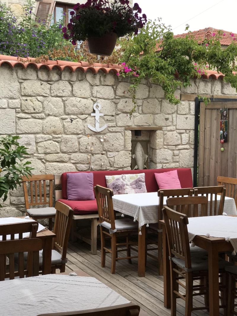 Alacati Cona Butik Otel