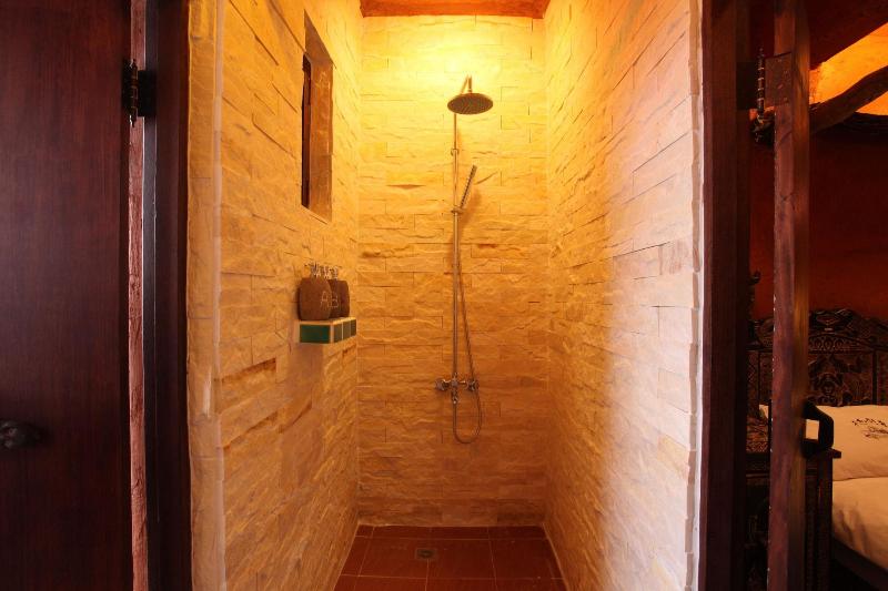 Afei Surf Inn Hall 4 - NANU image
