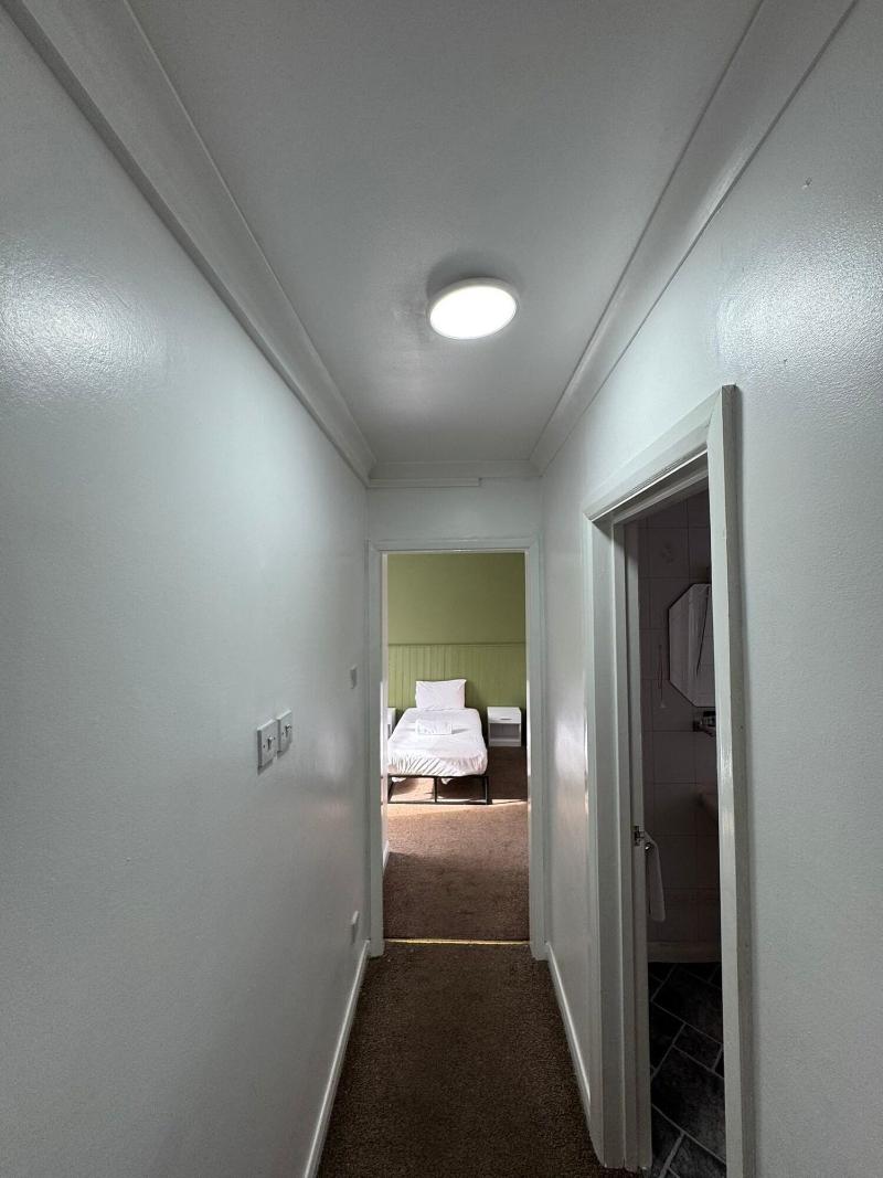Chatsworth Hotel image