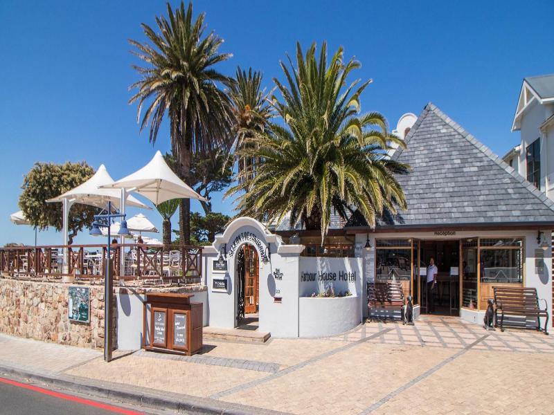 Hermanus Apartments image